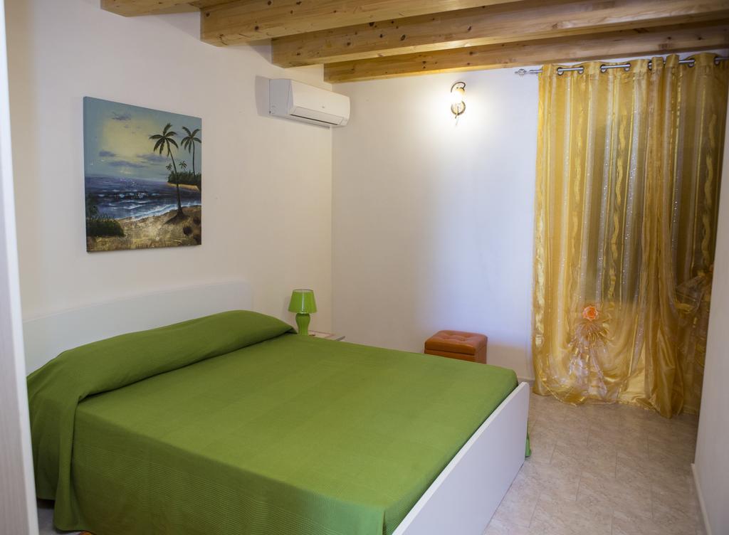 Casa Vacanze Calafarina Пакіно Номер фото